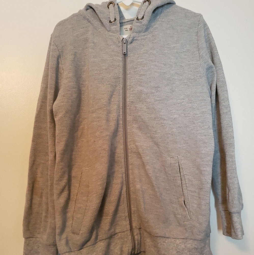 Sweatshirt with hood